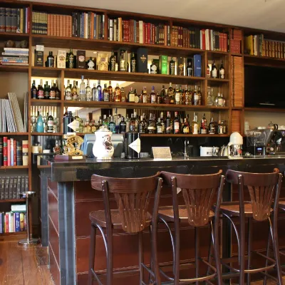 Bar ESTELAR Parque de la 93 Colombia - Bogotá Bar ESTELAR Parque de la 93 Colombia - Bogotá