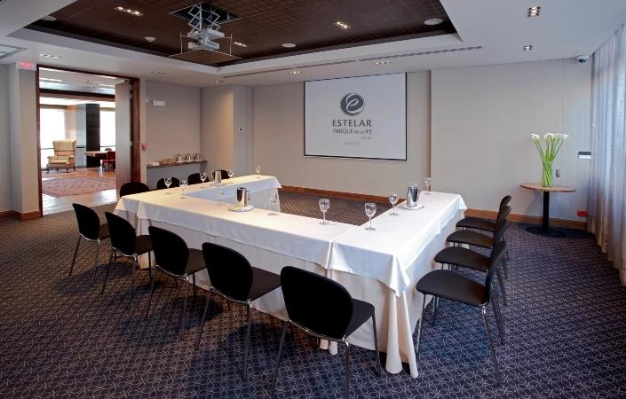 Estación del Parque 2 ESTELAR Parque de la 93 Colombia - Bogotá Estación del Parque 2 ESTELAR Parque de la 93 Colombia - Bogotá